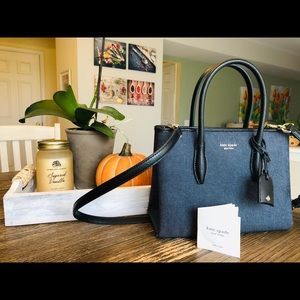 Small top zip Satchel